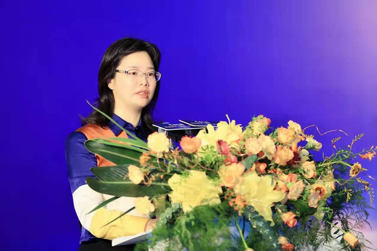 刘静瑜致辞潘芳芳在项目介绍中表示,中航锂电技术研究院作为公司直属
